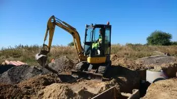 KOMATSU-18c4c77ba0604090127